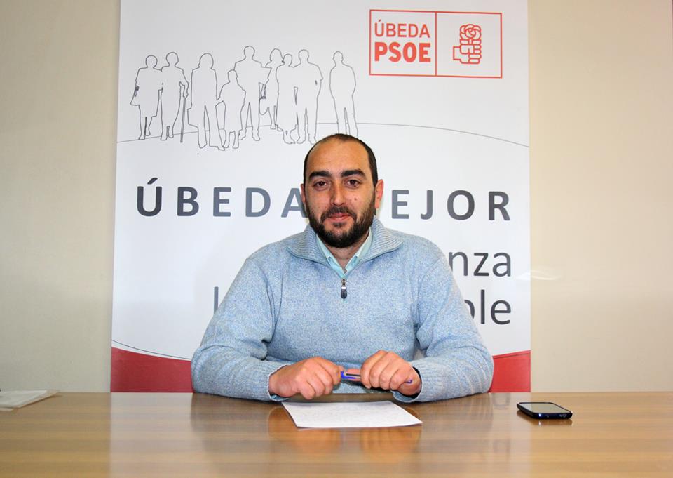 El PSOE denuncia la “compra de votos” del alcalde de Úbeda