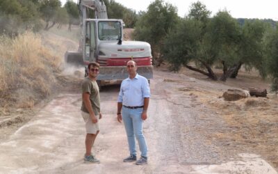 EL AYUNTAMIENTO INTERVIENE EN EL CAMINO DE ‘EL MÁRMOL’, DENTRO DE LA PLANIFICACIÓN DE LA EJECUCIÓN DEL PLAN DIRECTOR DE ARREGLO DE CAMINOS RURALES