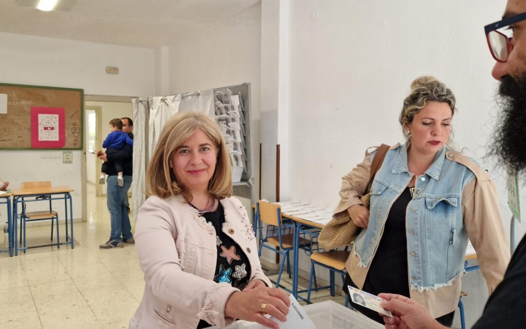 TONI OLIVARES ANIMA A LA CIUDADANÍA UBETENSE A VOTAR DURANTE LA JORNADA DE HOY